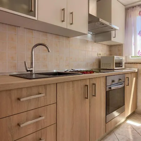 Holiday home Spacious In With Private Pool Peroj