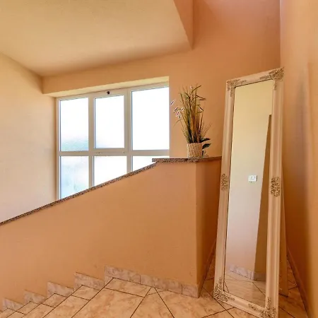 Holiday home Spacious In With Private Pool *