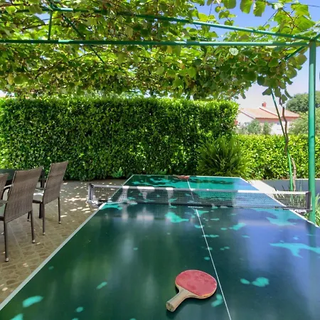 Holiday home Spacious In With Private Pool Peroj