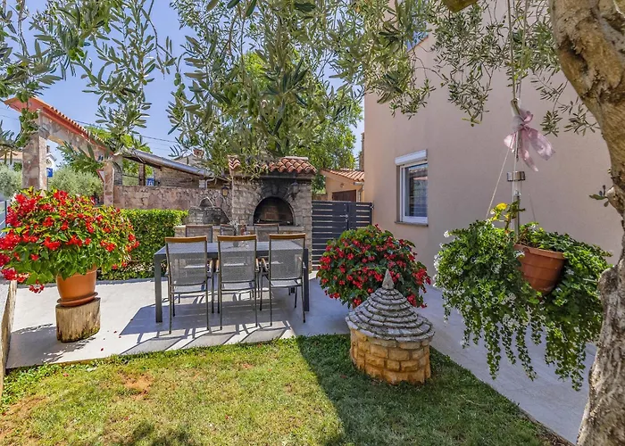 펜션 In With Pool Near *